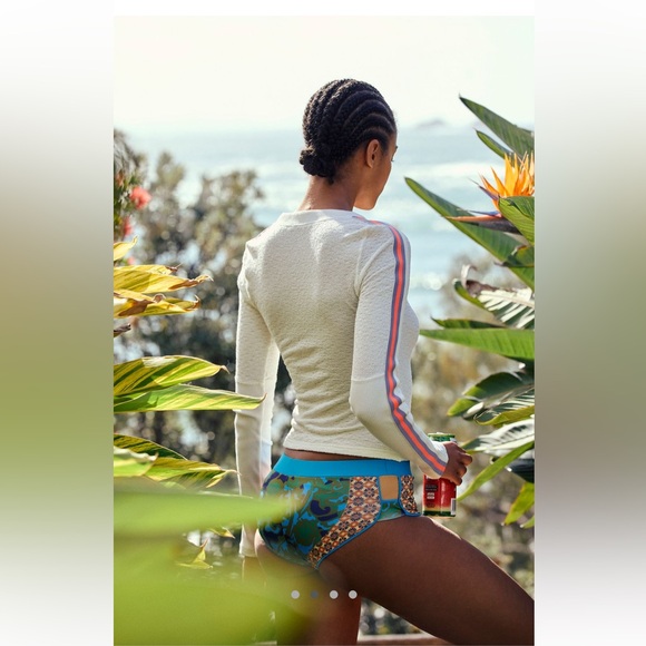 Free People NWT Recovery Layer Size M & L in White Combo - Picture 2 of 11